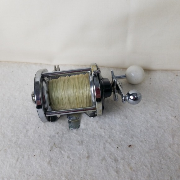 Sears Other - Sears Levelwind 6 4374 Fishing Reel Black Silver Good Vintage Level Wind